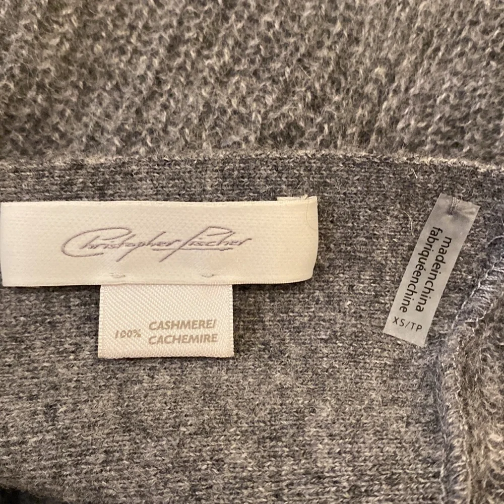 Christopher Fisher gray cashmere sweater top. Size Xs